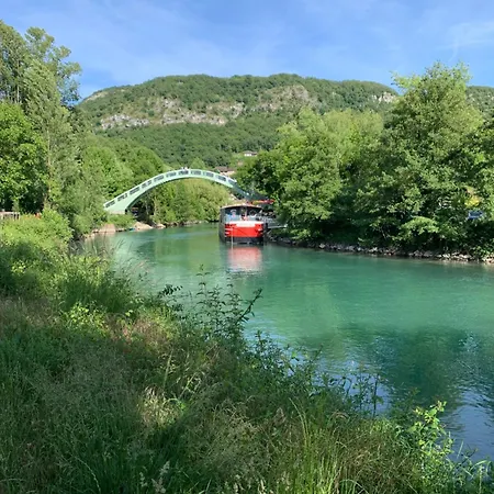 Chez Charlot Hébergement de vacances Chanaz